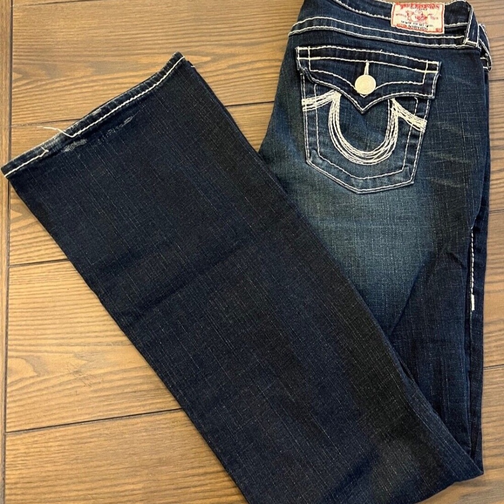 True Religion Jeans Womens 32x33 Billy Blue Dark Wash Denim White Thread - Picture 3 of 11